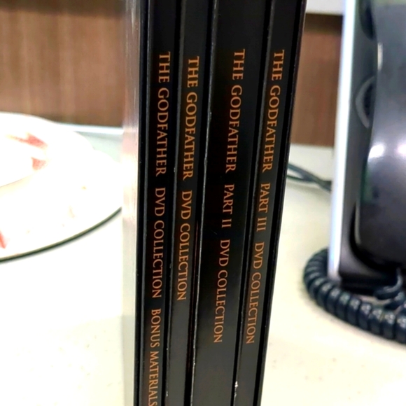 The Godfather DVD COLLECTION - Picture 7 of 8